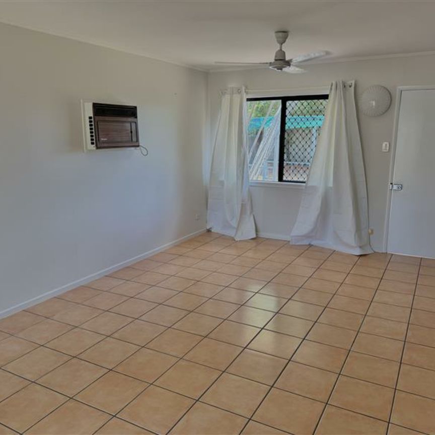 175 Charles Street, Heatley - Photo 1