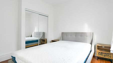 Furnished 1 Bed, 1 Bath - Photo 4