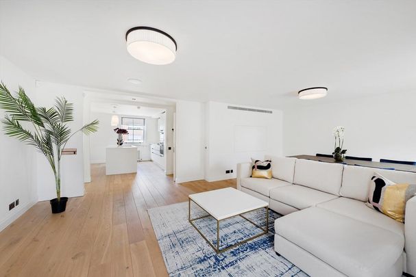 3 bedroom flat to rent - Photo 1