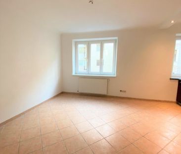 SEHR GEPFLEGTE 2,5-ZIMMER WOHNUNG MIT LIFT + SUPER INFRASTRUKTUR ZU... - Photo 4