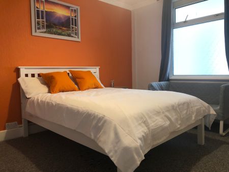 Ringwood Rd Citrine Suite - Photo 4