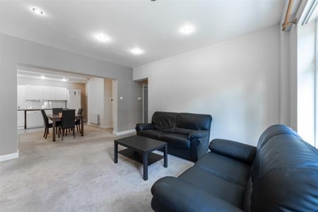 2 bed flat to rent in Holly Avenue, Newcastle Upon Tyne, NE2 - Photo 4