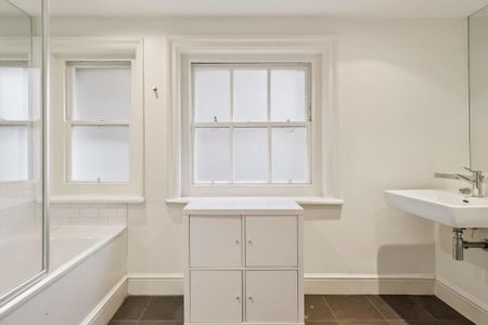 4 bedroom maisonette to rent - Photo 4