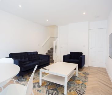 1A George Street - Photo 4