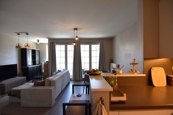 Gezellig appartement nabij station Roeselare - Photo 1