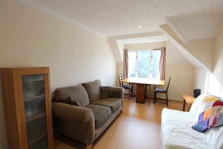 1 bedroom flat to rent - Photo 3