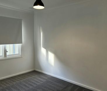 8 Oleander Crescent - Photo 2
