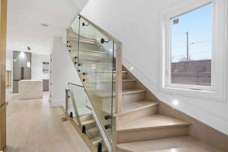For Lease - 10A Benson Avenue, Mississauga, Ontario - Photo 2