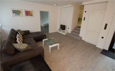 2 Zimmer in Düsseldorf - Photo 4