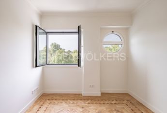 Apartamento T4 em Lisboa