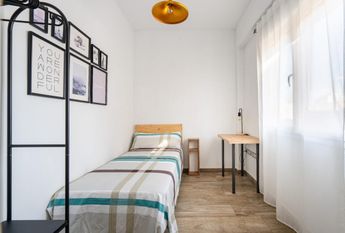 Almeria, Andalusia 04002