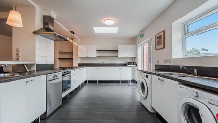 182 Harborne Lane - Photo 3