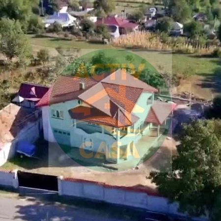 De închiriat – Casă P+1 în zona 9 Mai, Str. Sondelor – Ploiești - Fotografie 3