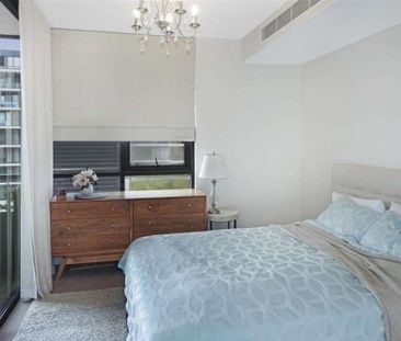 Modern 2-Bedroom Apartment in the Heart of Putney Hill - Photo 1
