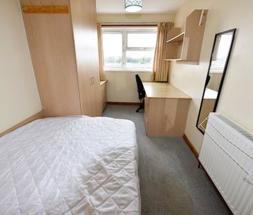 1 bedroom House Share in Howden Place, Leeds - Photo 6