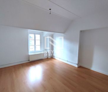 Location Appartement 4 pièces 98m² CHALON SUR SAONE 71100 - Photo 5
