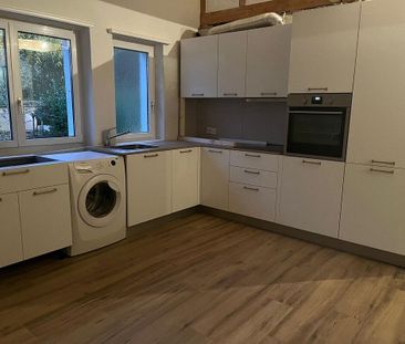 Modern 3.5-room penthouse apartment with beautiful views in charmin... - Foto 2