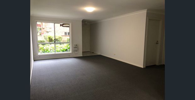 Large and tidy townhouse - Photo 1