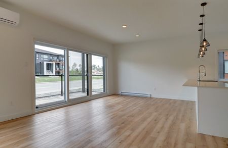 5481, boul. René-Lévesque #102, Sherbrooke (Rock Forest | St-Élie) - Photo 3