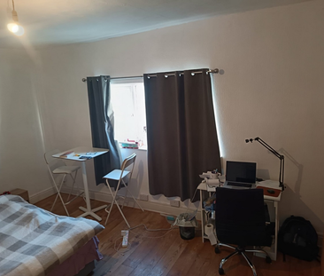 1 bedroom in a house share to rent - Photo 6