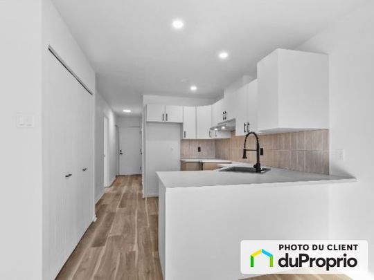 235, boulevard Fortin, Granby à louer - Photo 1