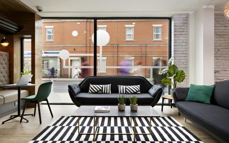 1 bedroom private hall to rent - Photo 5