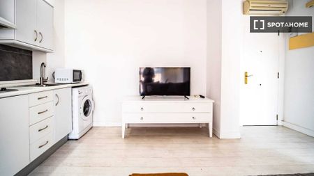 valencia, Valencian Community 46005 - Photo 5