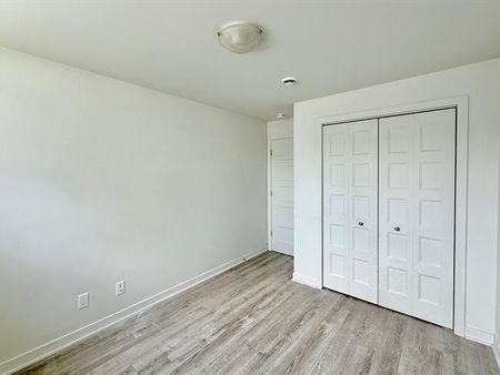 3776 Mtée St Hubert - Photo 2