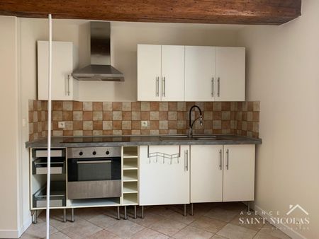 Location Appartement 3 pièces 48m² MEULAN EN YVELINES 78250 - Photo 2