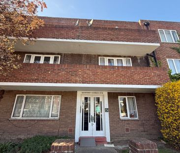 Victoria Road South, Merton Court Victoria Road South, PO5 - Photo 5