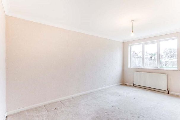 3 bedroom bungalow to rent - Photo 1