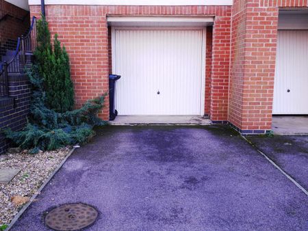 2 bedroom flat to rent - Photo 4