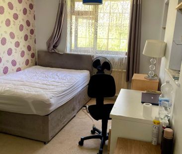 1 bedroom semi-detached house to rent - Photo 4