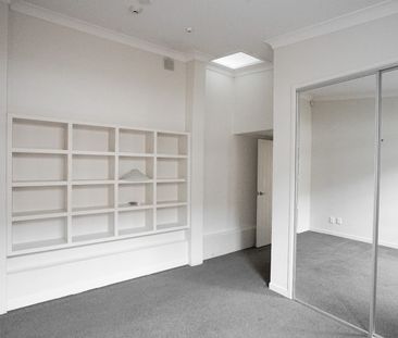 ONE WEEK RENT FREE - Photo 2