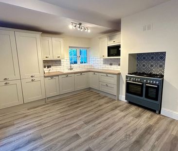 2 Bed Maisonette, Haverhill Road, SW12 - Photo 3