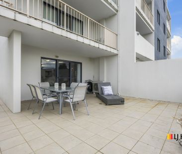 Modern 2-Bedroom Apartment in Belconnen - Photo 4