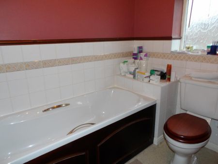 3 bedroom house to rent - Photo 4