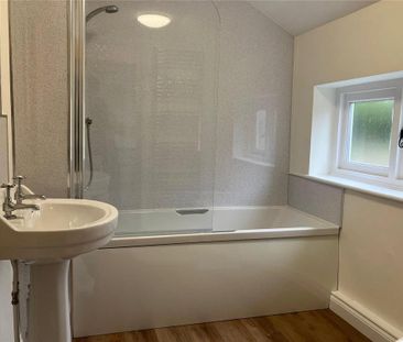 2 bedroom semi-detached house to rent - Photo 6