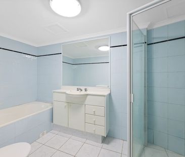 Large Three Bedroom Apartment Moments from the CBD - Photo 6
