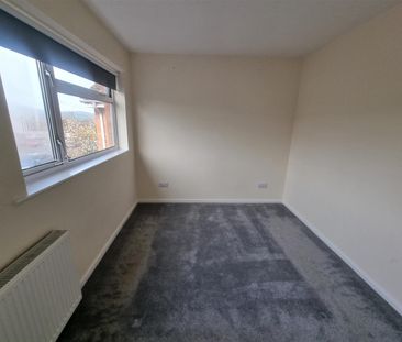 Queens Acre, Newnham - Photo 4