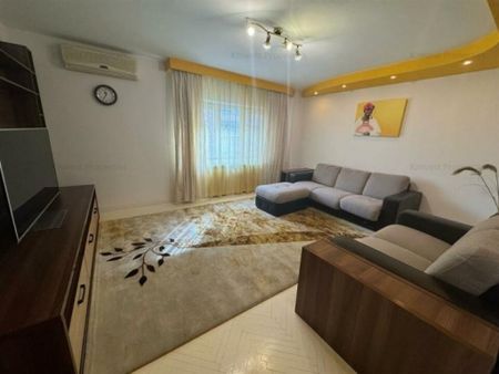 Apartament 3 camere Decebal - Fotografie 2