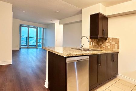 For Lease - 25 Greenview Avenue Unit# 1918, Toronto, Ontario - Photo 2