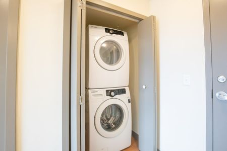 Wheelchair Accessible Unit with Elevator in Downtown Red Deer. - Photo 4