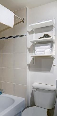 Loft entièrement meublé à louer Saint-Jean-Baptiste janvier 2026 - Photo 1