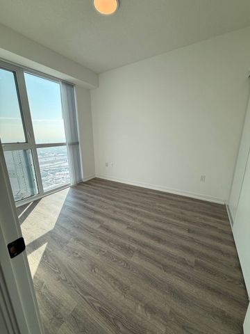 For Lease - 8 Interchange Way Unit# 5711, Vaughan, Ontario - Photo 3