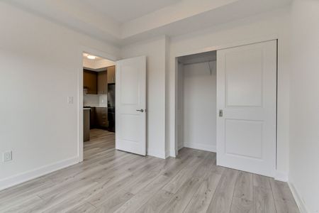 For Lease - 3240 William Coltson Avenue Unit# 509, Oakville, Ontario - Photo 2