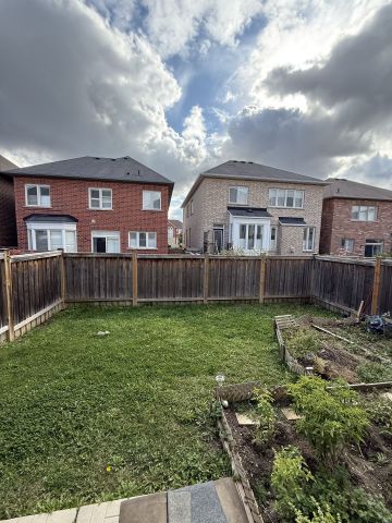 For Lease - 168 Durhamview Crescent, Whitchurch-Stouffville, Ontario - Photo 3