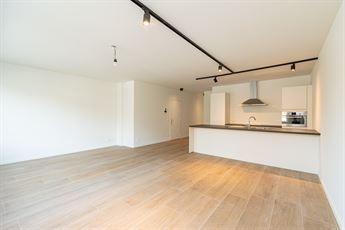 Modern, recent gerenoveerd appartement met zuid terras - Photo 3