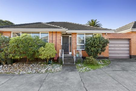 2/36 Bertram Street, Elsternwick VIC 3185 - Villa For Rent | Domain - Photo 3