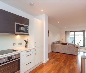 4/5, 7 Bath Street - Photo 1